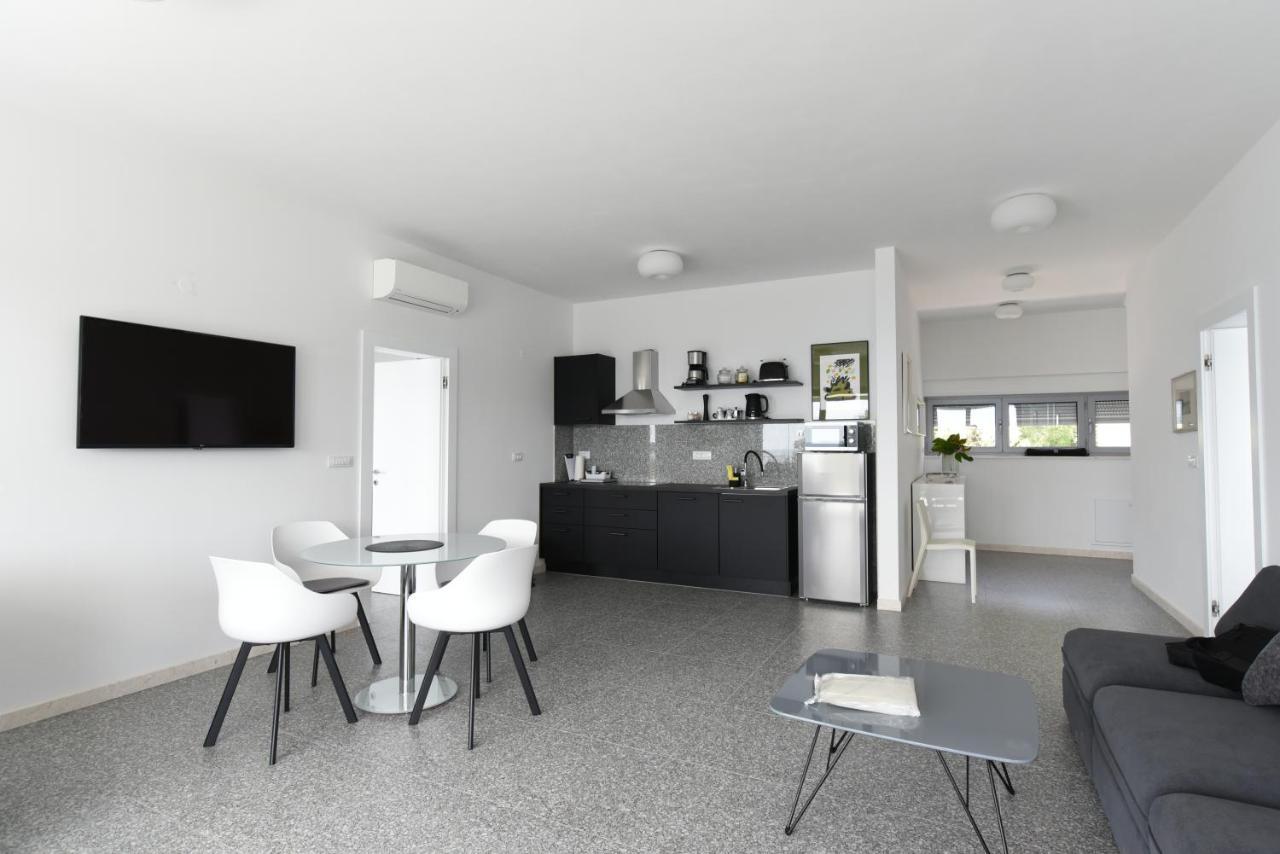 Buric House - M Suite - 95M2 And 54 M2 Terrace Ровінь Екстер'єр фото